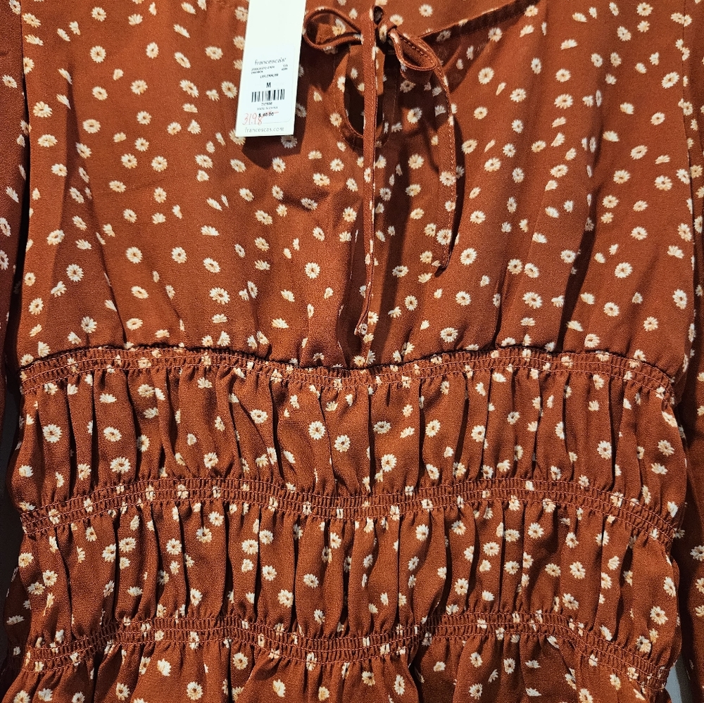 Francesca's collection, floral top long-sleeved, size medium nwt - Picture 7 of 8